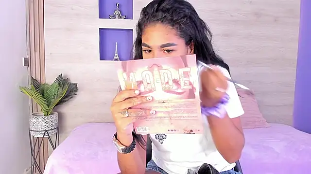 Lana Starlett online show from November 25, 2025, 8:14 am