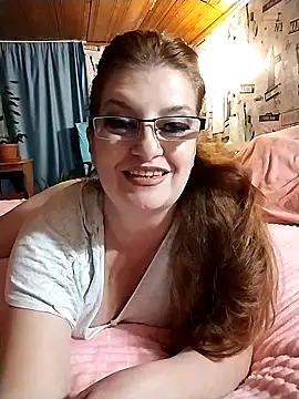 Snapshot of Tatyana72 chatting on December 3, 2025, 8:40 pm Tatyana72 online show from December 3, 2025, 8:40 pm