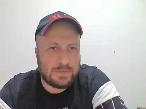 Snapshot of BellBort chatting on January 12, 2026, 1:11 am BellBort online show from January 12, 2026, 1:11 am