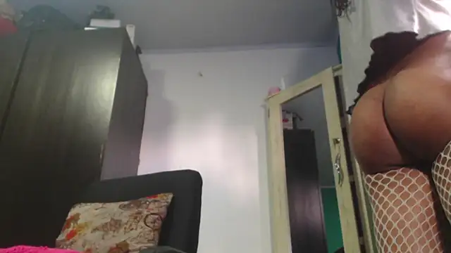 Gaby-sexy online show from November 9, 2025, 3:21 pm