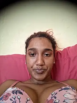 indianpink lips online show from December 22, 2025, 2:14 pm