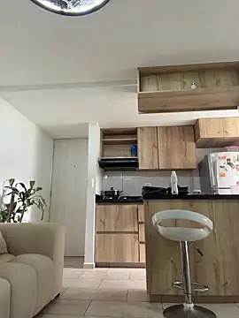 candycami19 online show from April 9, 2026, 8:14 pm