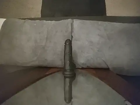 Snapshot of MystiqueRider chatting on March 6, 2025, 7:57 am MystiqueRider online show from March 6, 2025, 7:57 am