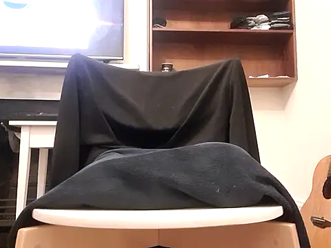 Snapshot of MystiqueRider chatting on October 8, 2025, 10:24 am MystiqueRider online show from October 8, 2025, 10:24 am