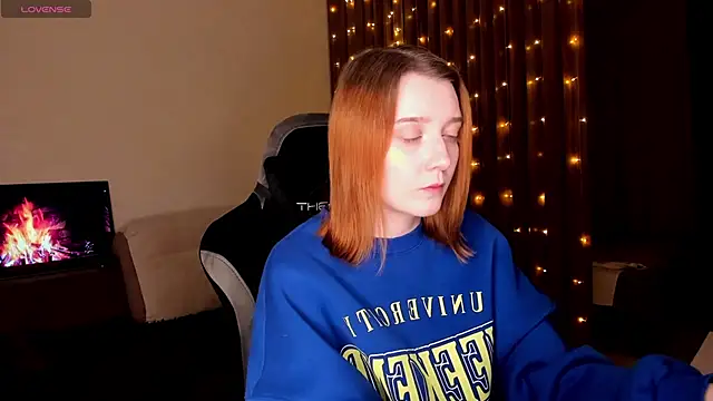 Snapshot of OnePunchGirl chatting on February 20, 2025, 7:19 pm OnePunchGirl online show from February 20, 2025, 7:19 pm