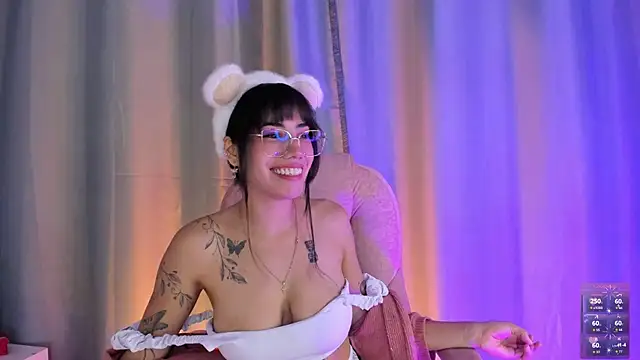 daenerysar5 online show from October 20, 2025, 1:11 pm