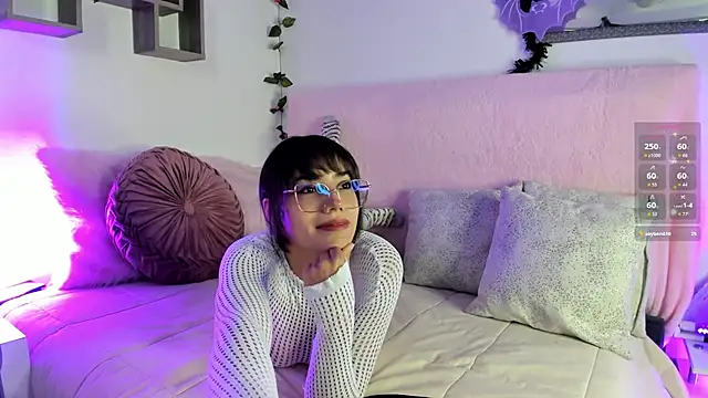 daenerysar5 online show from November 3, 2025, 1:01 pm