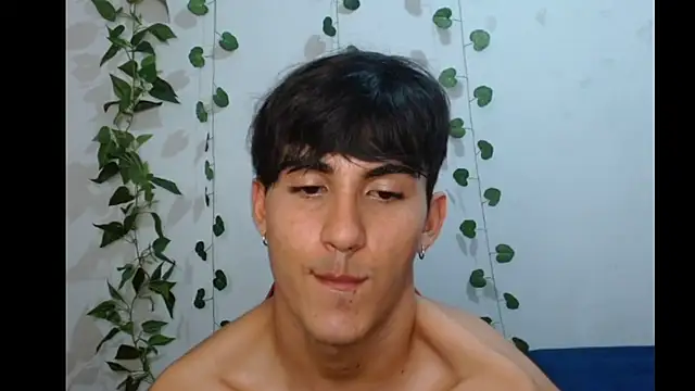 Snapshot of neithanzynxx chatting on March 4, 2025, 10:49 pm neithanzynxx online show from March 4, 2025, 10:49 pm