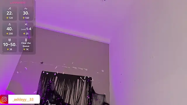  Ashley 33 online show from October 22, 2025, 7:57 pm