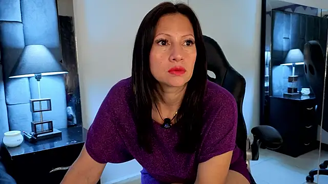 Snapshot of Aisha_Nowak chatting on November 7, 2025, 11:16 pm Aisha Nowak online show from November 7, 2025, 11:16 pm