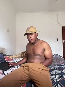 bosszonke123 online show from March 12, 2026, 6:08 am