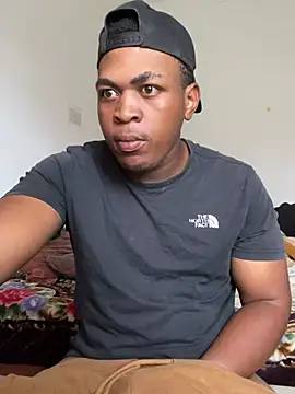 bosszonke123 online show from March 28, 2026, 8:36 am