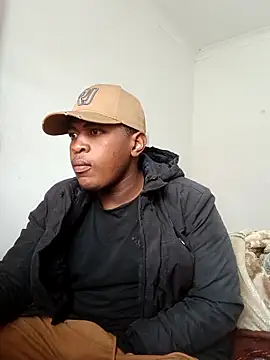 bosszonke123 online show from May 6, 2026, 10:53 am