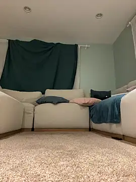 plaintreebull online show from March 22, 2026, 2:48 am