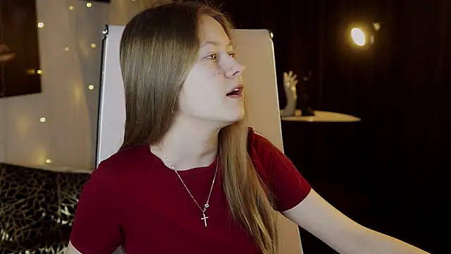 EveMundie online show from March 6, 2026, 9:17 am