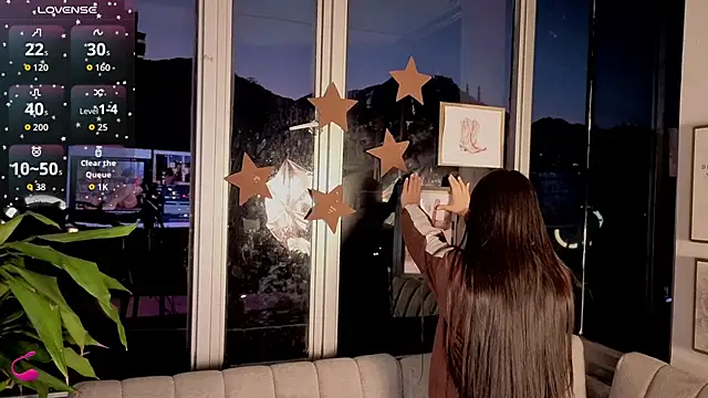 Snapshot of Ivanna_West chatting on November 21, 2025, 10:25 am Ivanna West online show from November 21, 2025, 10:25 am