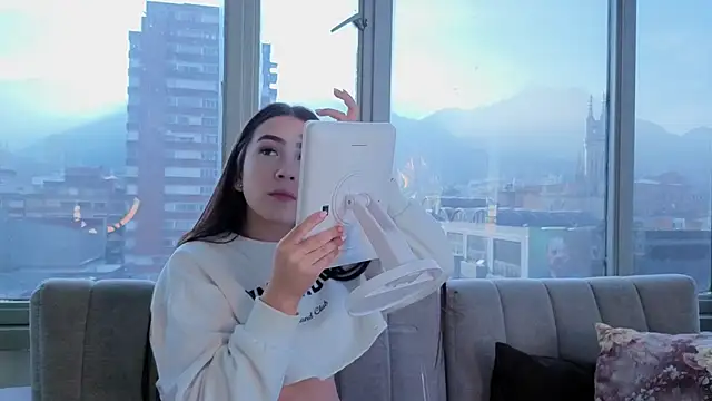 Snapshot of Ivanna_West chatting on December 1, 2025, 11:48 am Ivanna West online show from December 1, 2025, 11:48 am