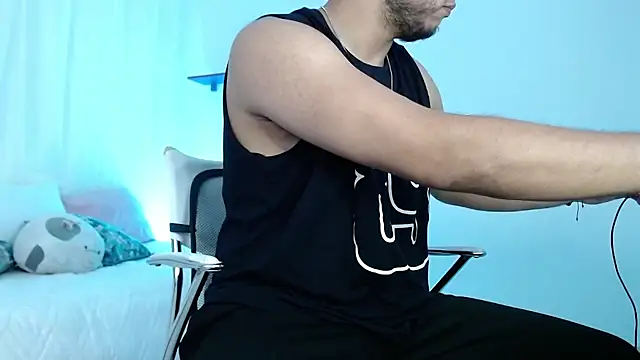 Double R12 online show from February 27, 2025, 2:21 pm