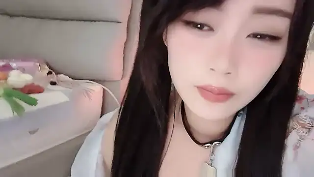 Snapshot of yueyue2003 chatting on March 14, 2025, 5:24 pm yueyue2003 online show from March 14, 2025, 5:24 pm