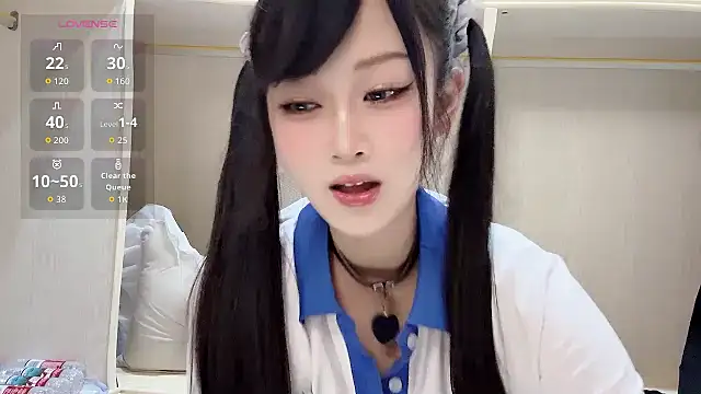 yueyue2003 online show from May 15, 2026, 12:23 pm