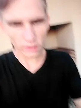 Ruanie online show from April 25, 2026, 3:31 pm