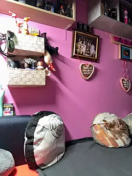 Snapshot of sexymelli18 chatting on November 24, 2025, 8:19 pm sexymelli18 online show from November 24, 2025, 8:19 pm