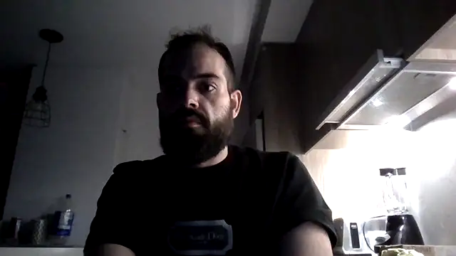 guccititi online show from November 10, 2025, 2:38 pm