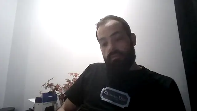 guccititi online show from November 11, 2025, 10:43 pm