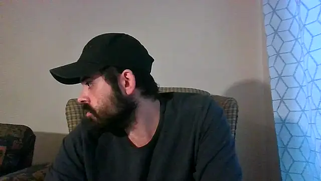 guccititi online show from February 17, 2026, 8:15 pm