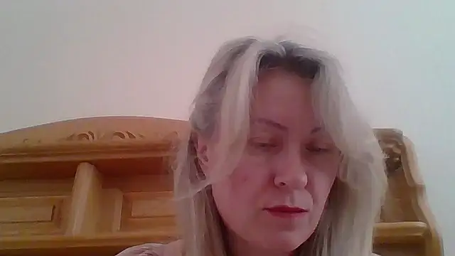 Snapshot of Mary888x chatting on February 17, 2025, 10:18 am Mary888x online show from February 17, 2025, 10:18 am