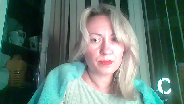 Snapshot of Mary888x chatting on February 17, 2025, 6:59 pm Mary888x online show from February 17, 2025, 6:59 pm