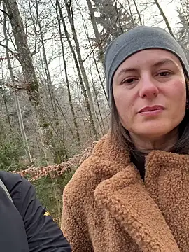 AvaFlowers6 online show from November 23, 2025, 12:16 pm