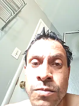 salchichon 69 online show from May 22, 2026, 11:43 pm