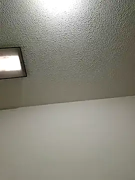 Snapshot of Coeur_de_luxure chatting on March 8, 2025, 9:29 pm Coeur de luxure online show from March 8, 2025, 9:29 pm