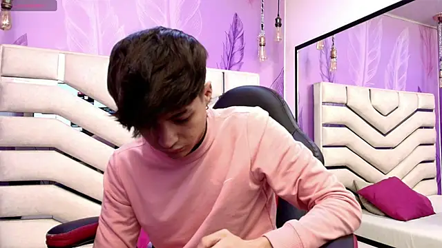 stonne69 online show from June 1, 2026, 2:41 pm