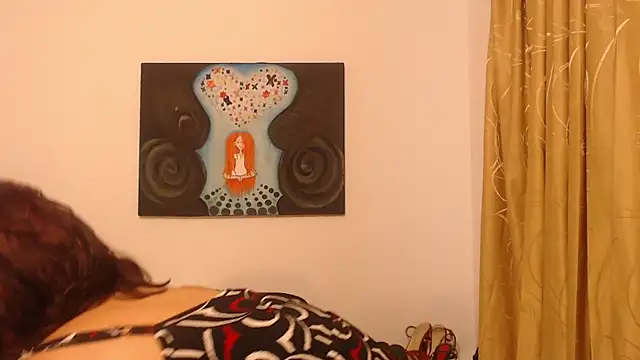 Maduragins hot online show from November 10, 2025, 12:37 pm