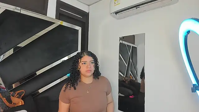 Rubyxht online show from September 28, 2025, 12:32 pm