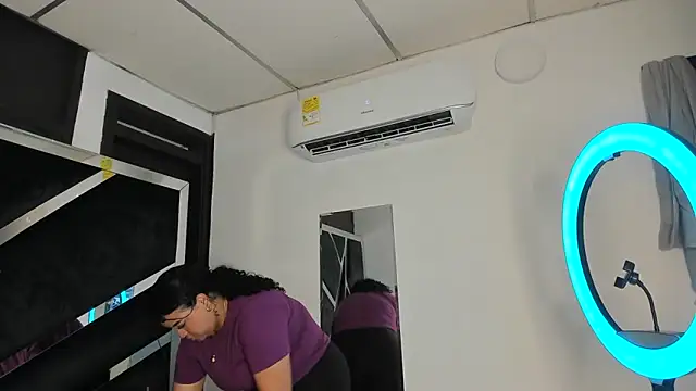 Rubyxht online show from February 19, 2026, 12:56 pm