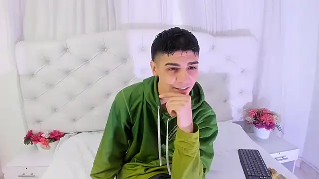 frank jhonsson online show from October 8, 2025, 7:11 pm