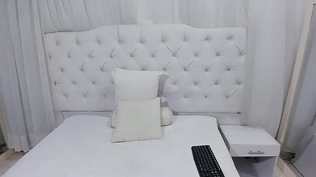 frank jhonsson online show from January 9, 2026, 5:04 pm