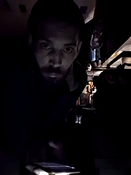 Snapshot of QueenM3 chatting on February 16, 2025, 3:47 am QueenM3 online show from February 16, 2025, 3:47 am