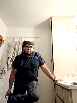 Snapshot of Bigdaddy-Marc chatting on October 10, 2025, 7:40 am Bigdaddy-Marc online show from October 10, 2025, 7:40 am