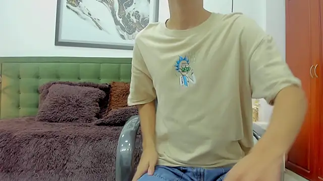 Snapshot of Johann_sex chatting on December 17, 2025, 4:57 pm Johann sex online show from December 17, 2025, 4:57 pm