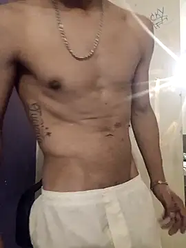 Snapshot of LeonRoots chatting on February 15, 2026, 10:25 am LeonRoots online show from February 15, 2026, 10:25 am