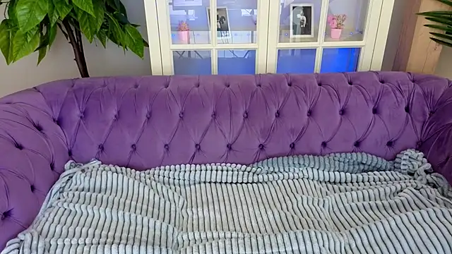 PaigePrado online show from May 8, 2026, 5:57 am