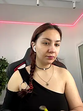 Snapshot of AshleySkott_ chatting on September 18, 2025, 8:05 am AshleySkott online show from September 18, 2025, 8:05 am