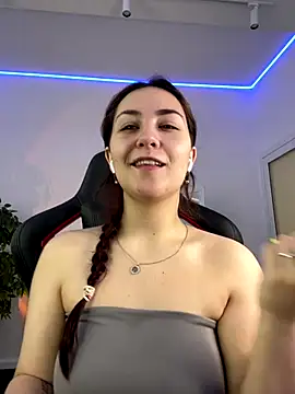 Snapshot of AshleySkott_ chatting on October 26, 2025, 8:31 am AshleySkott online show from October 26, 2025, 8:31 am