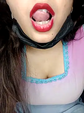 Snapshot of DesiLeela chatting on October 17, 2025, 9:34 am DesiLeela online show from October 17, 2025, 9:34 am