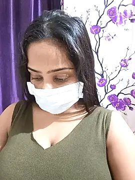 Snapshot of COZY_ROZI chatting on September 22, 2025, 4:20 pm COZY ROZI online show from September 22, 2025, 4:20 pm