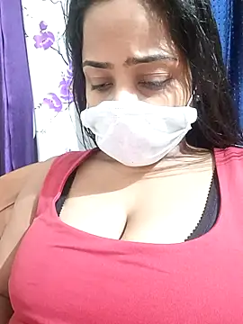 Snapshot of COZY_ROZI chatting on September 30, 2025, 5:07 pm COZY ROZI online show from September 30, 2025, 5:07 pm